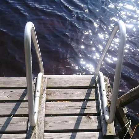 Chalet Eraemoekki Jaerven Rannalla Laitila