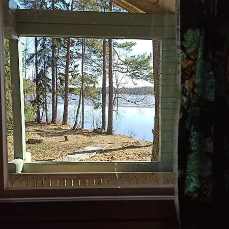 Eraemoekki Jaerven Rannalla 木屋 Laitila